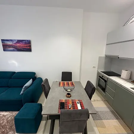 Apartament Exlusive *