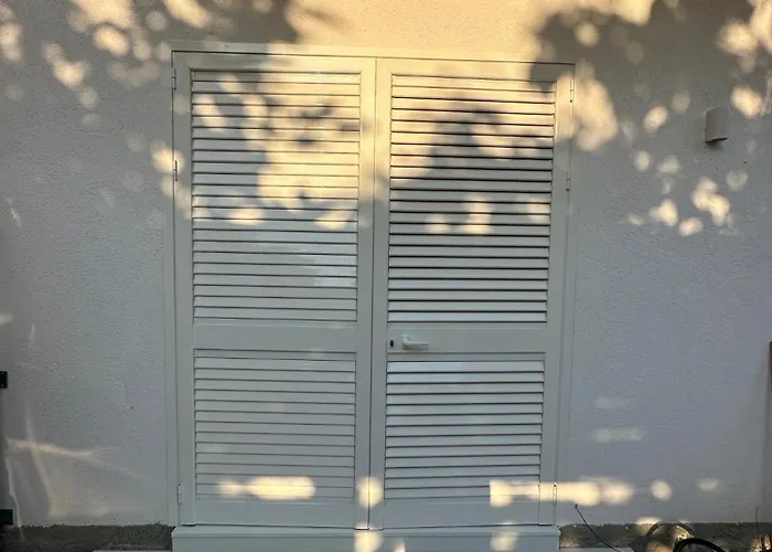 Exlusive Golem (Tirana)